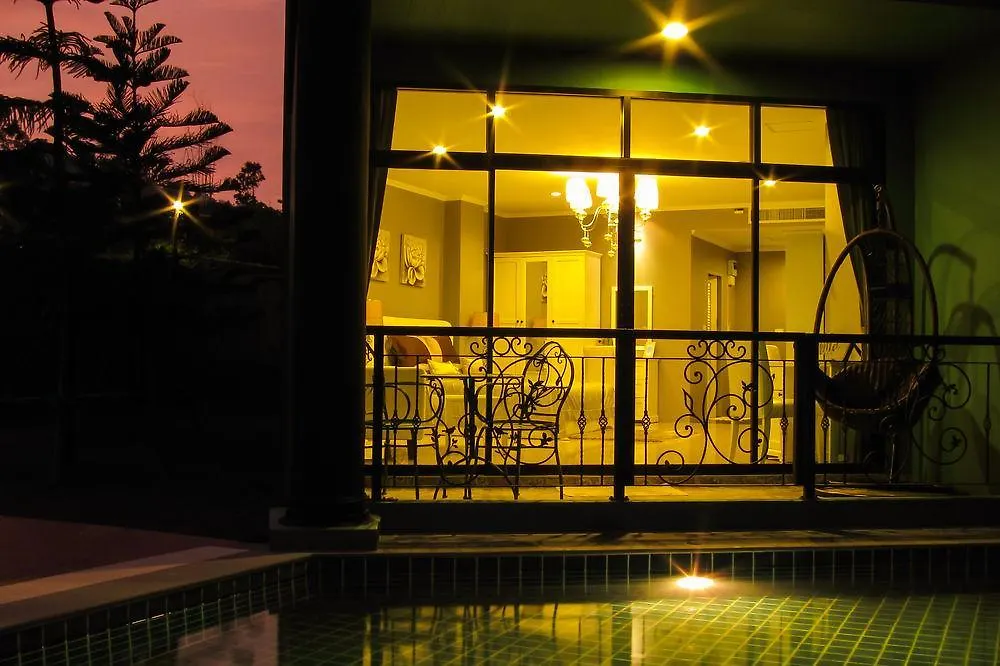 Heaven-7 Hilltop & Ocean View Hotel Krabi 4*, Ao Nam Mao
