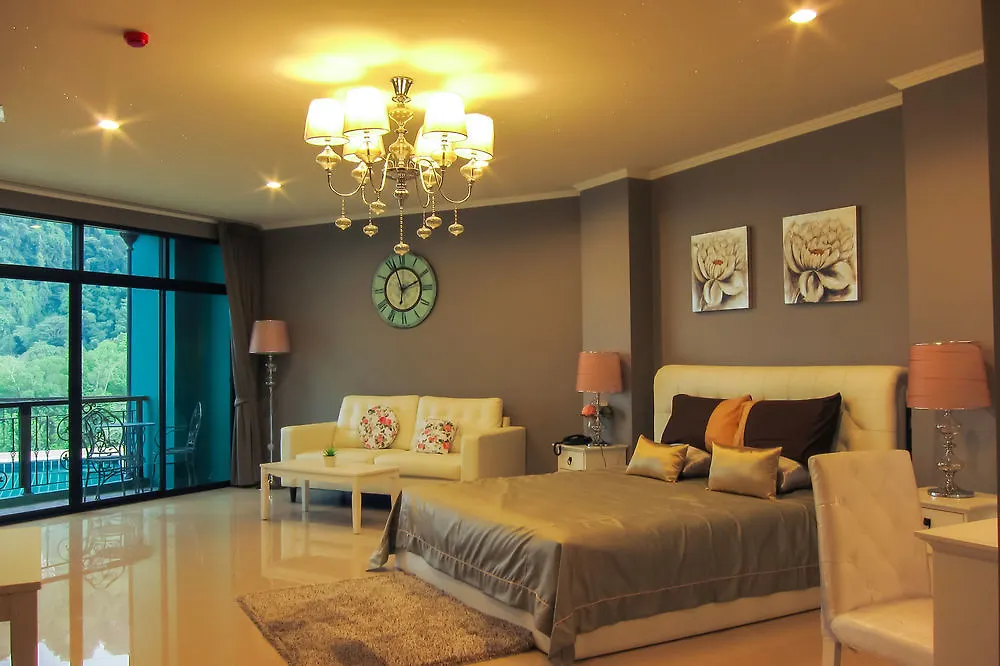 Heaven-7 Hilltop & Ocean View location